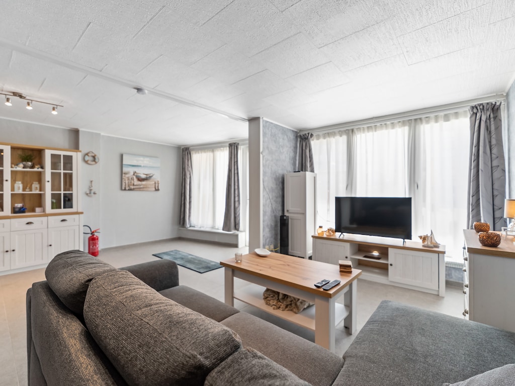 Gerenoveerd strandappartement