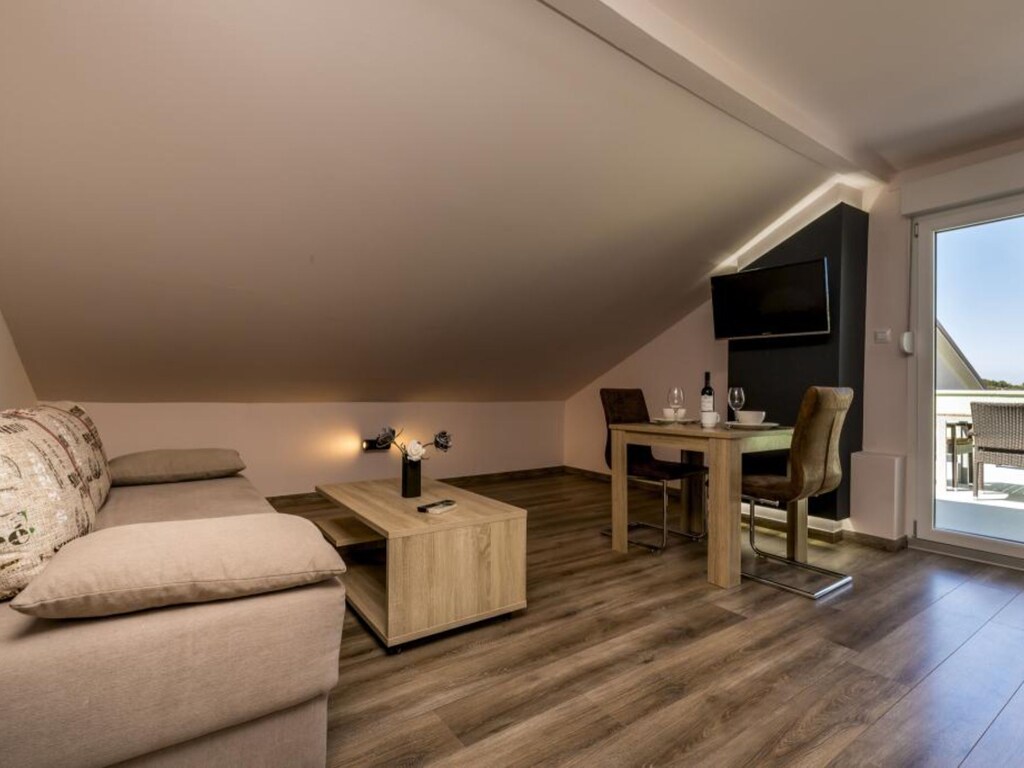 Pansion Belvedere - One Bedroom Apartment with Terrace (Vespera)