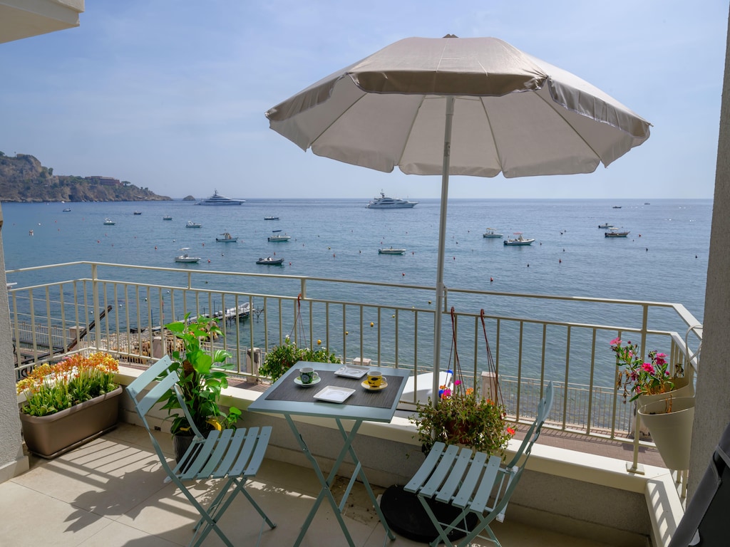 Appartement in Sicilië met Zeezicht