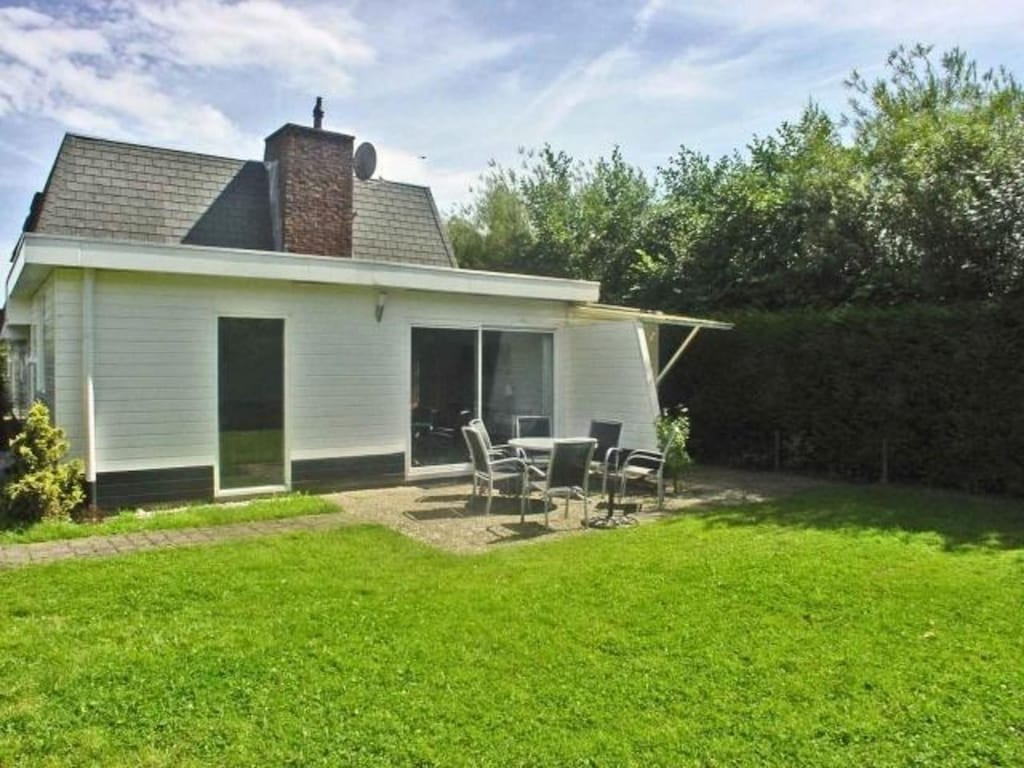 Gemütliches Ferienhaus für 6 Personen in Breskens, Zeeland, mit eingezäuntem Garten und Strand in Laufnähe.
