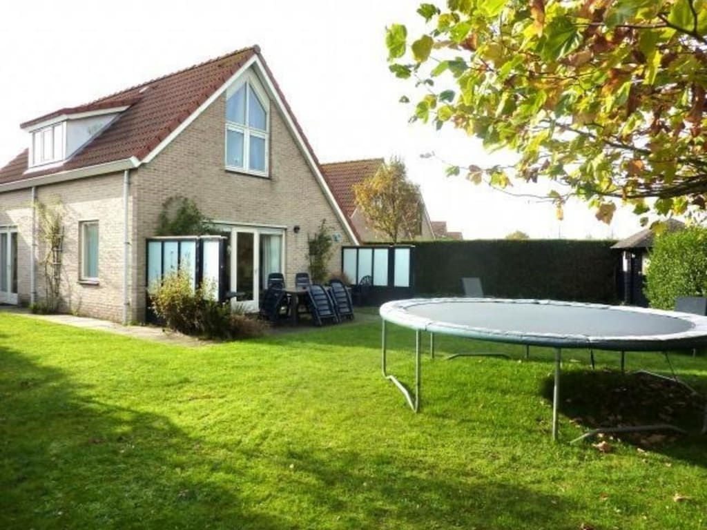 Bungalow in Breskens bij Strand & Vuurtoren