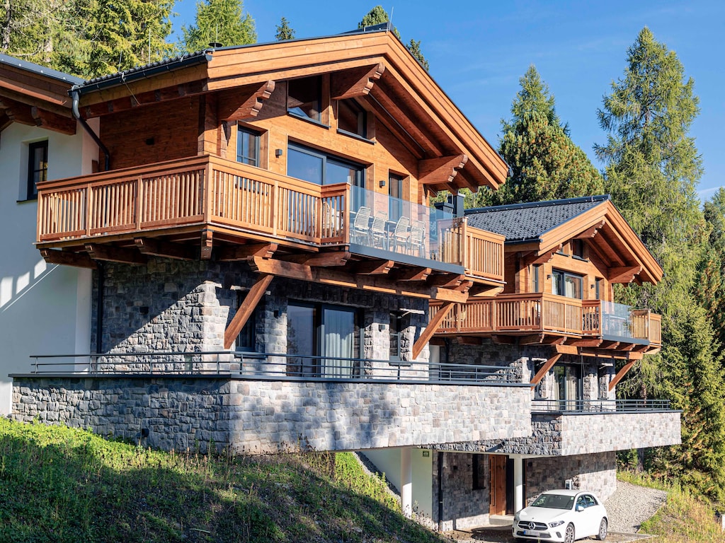 Attractive chalet on the ski-slopes