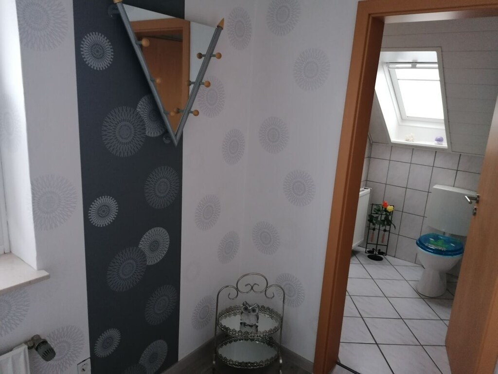   9060