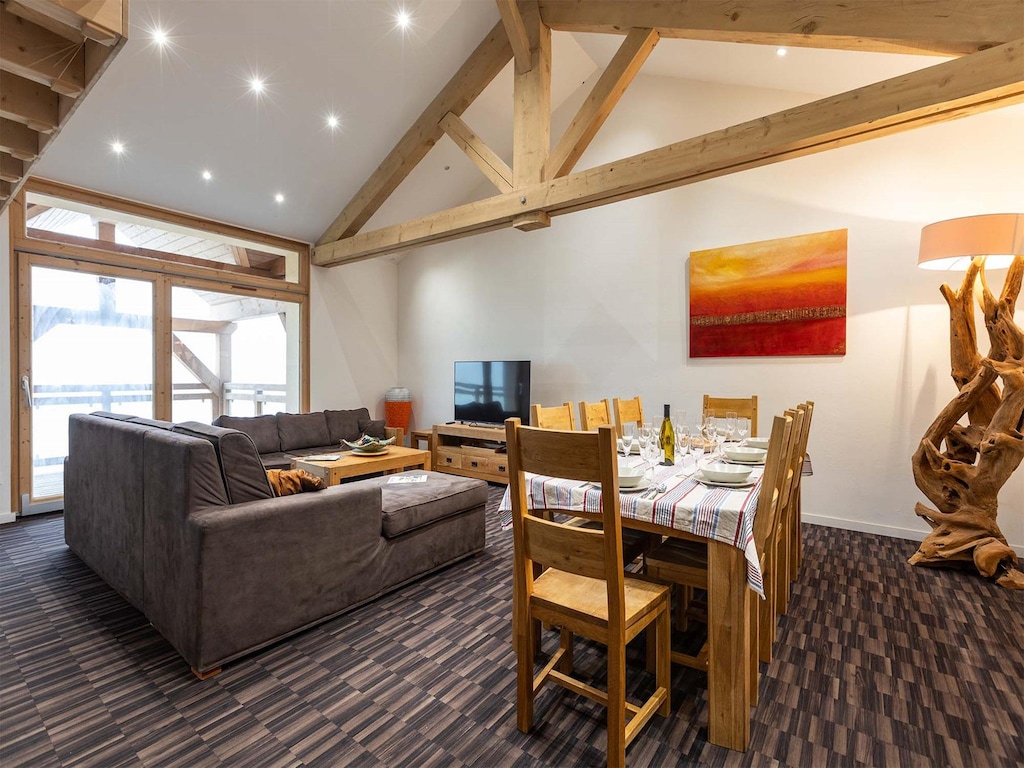 Chalet in Paradiski met Spa en Uitzicht