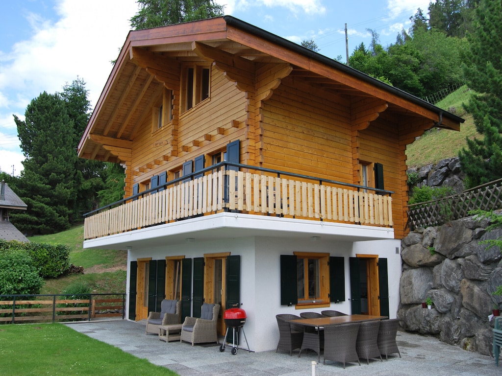 Chalet in Veysonnaz met uitzicht op de vallei