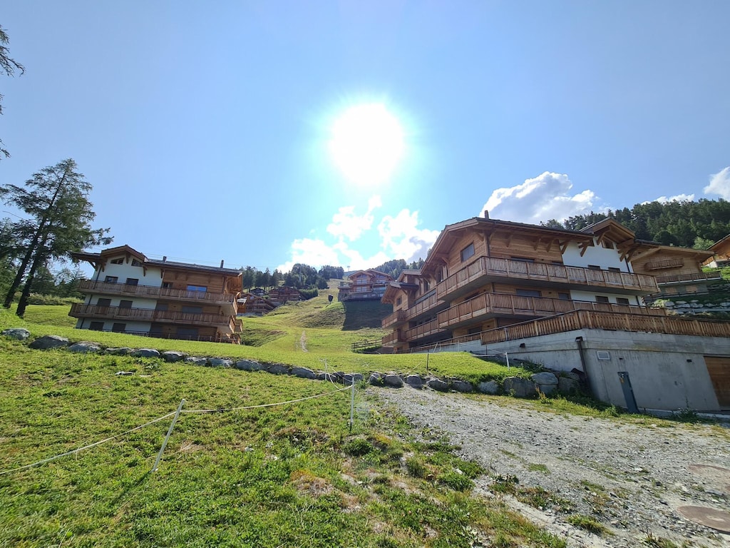 Picture 33 Picture 33