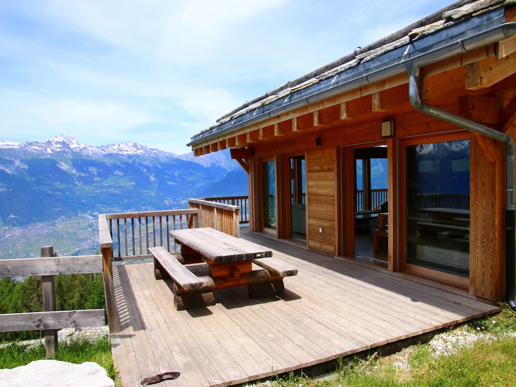 Chalet in Veysonnaz met hottub