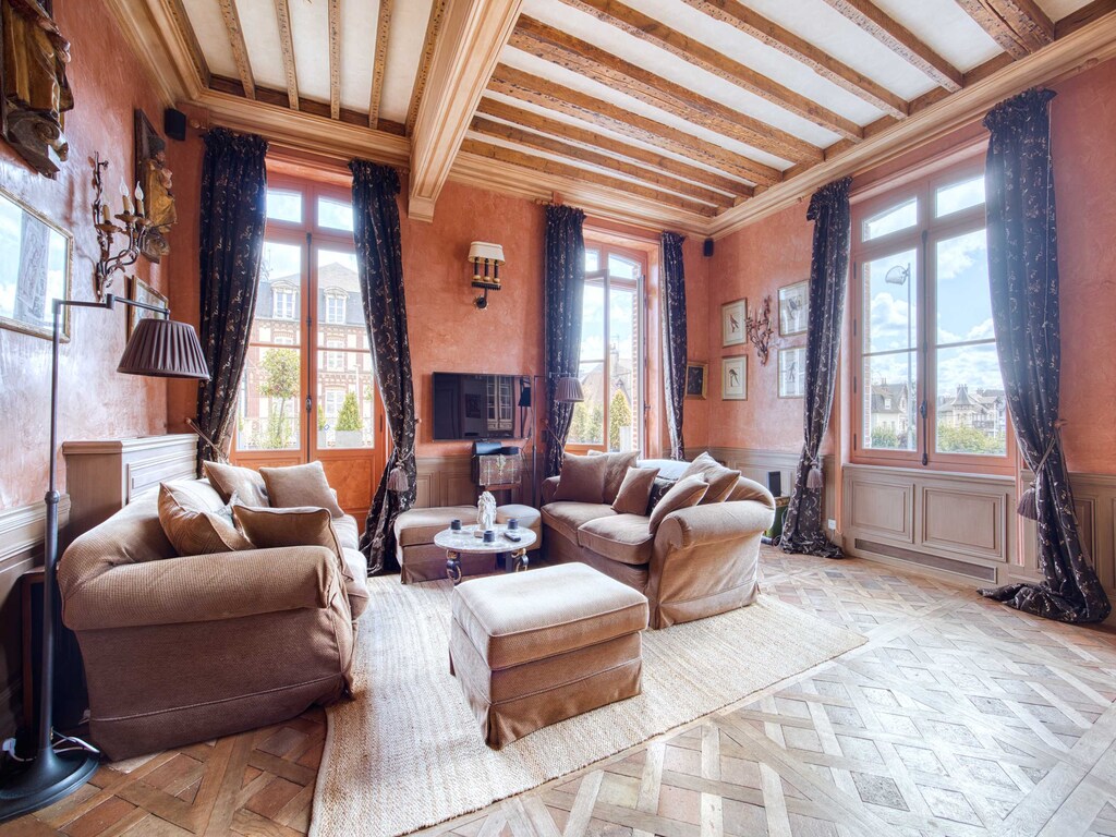Luxus-Maisonette im Herzen von Deauville mit großem Garten