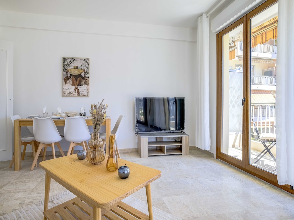 Subliem appartement met parkeerplaats - 2BR/6p - Martinez Terrace