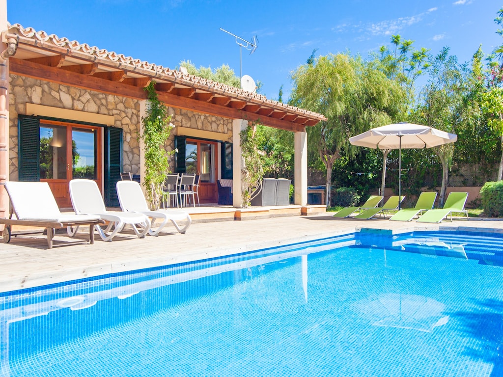 Villa in Sa Pobla met Zwembad en Tuin