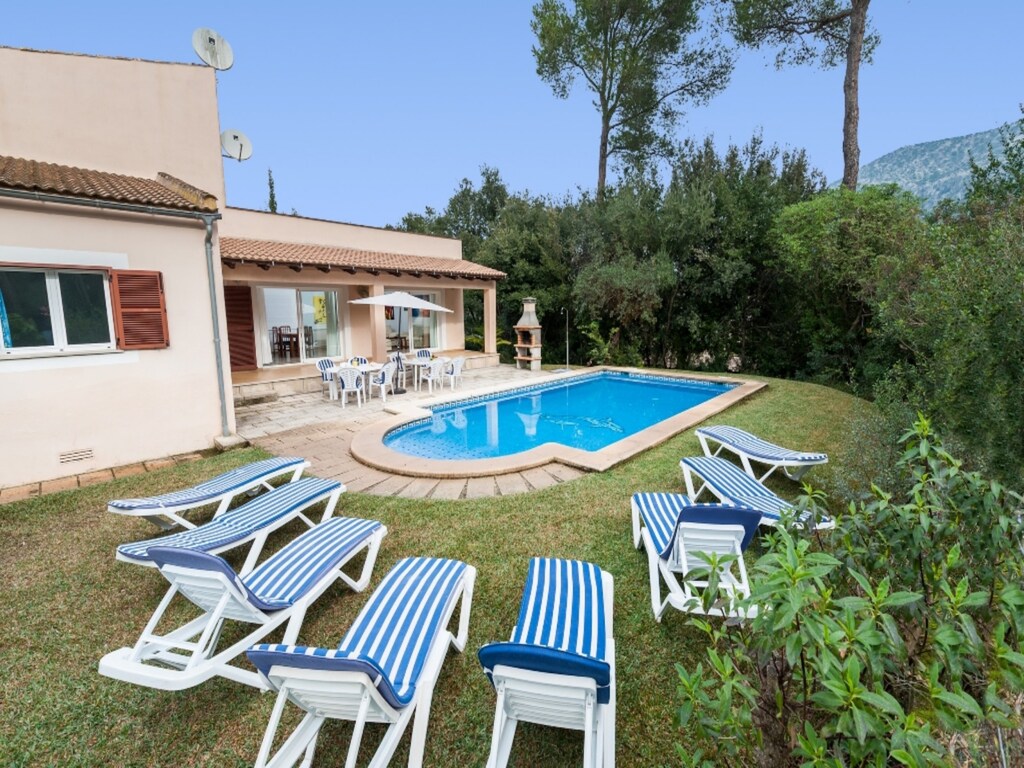 Vila GarballÓ - Ferienhaus Mit Privatem Pool