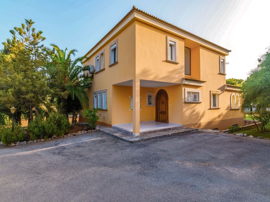 Casa Bonita (ses Salines) - Villa Con Piscina