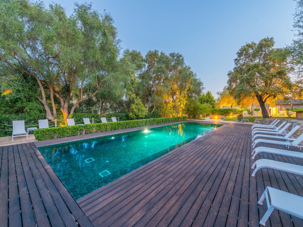 Boerderij in Alcúdia met privé-wijngaard