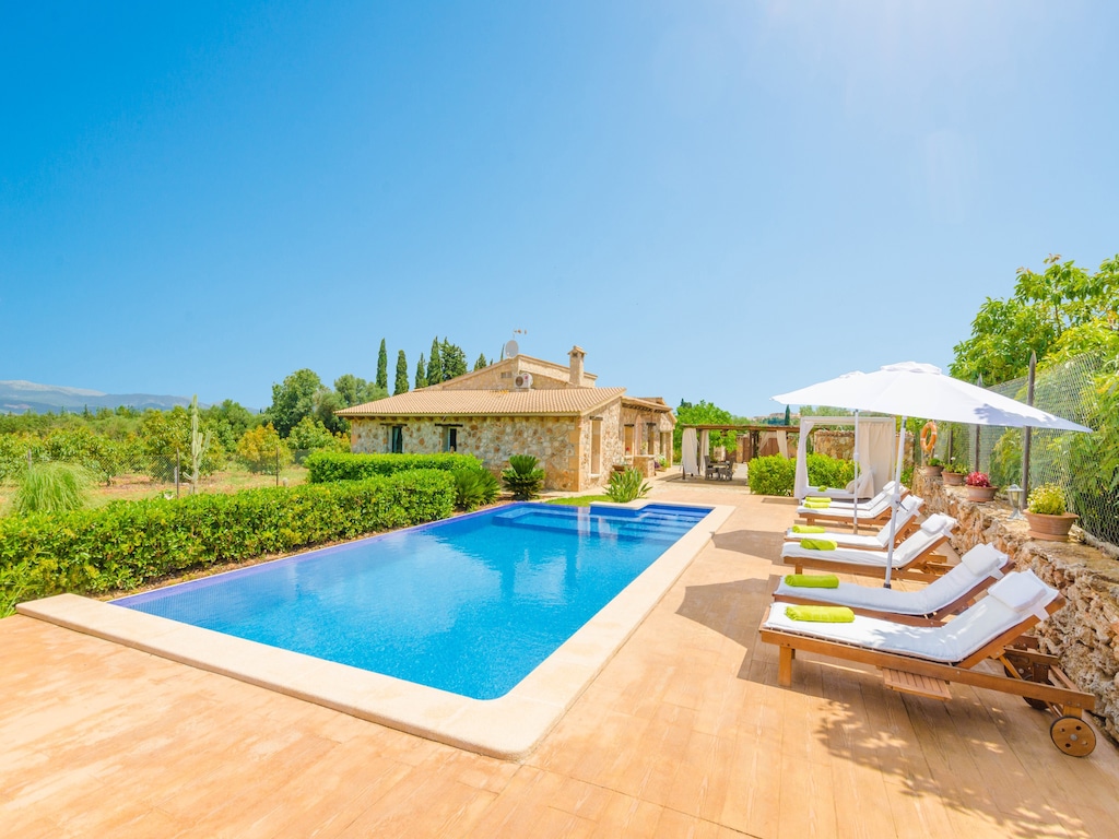 Charmante Muro Villa met zwembad