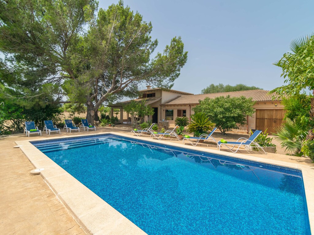 Villa in Can Picafort met Zoutwaterzwembad