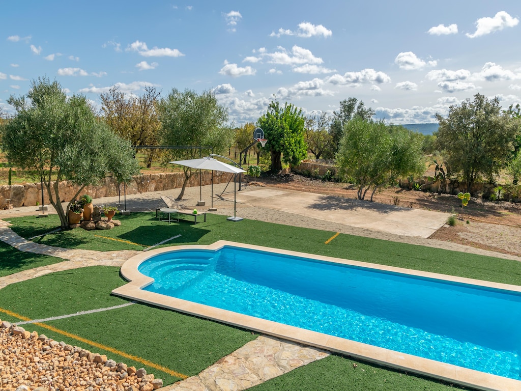 Villa in Santa Maria met zoutwaterzwembad