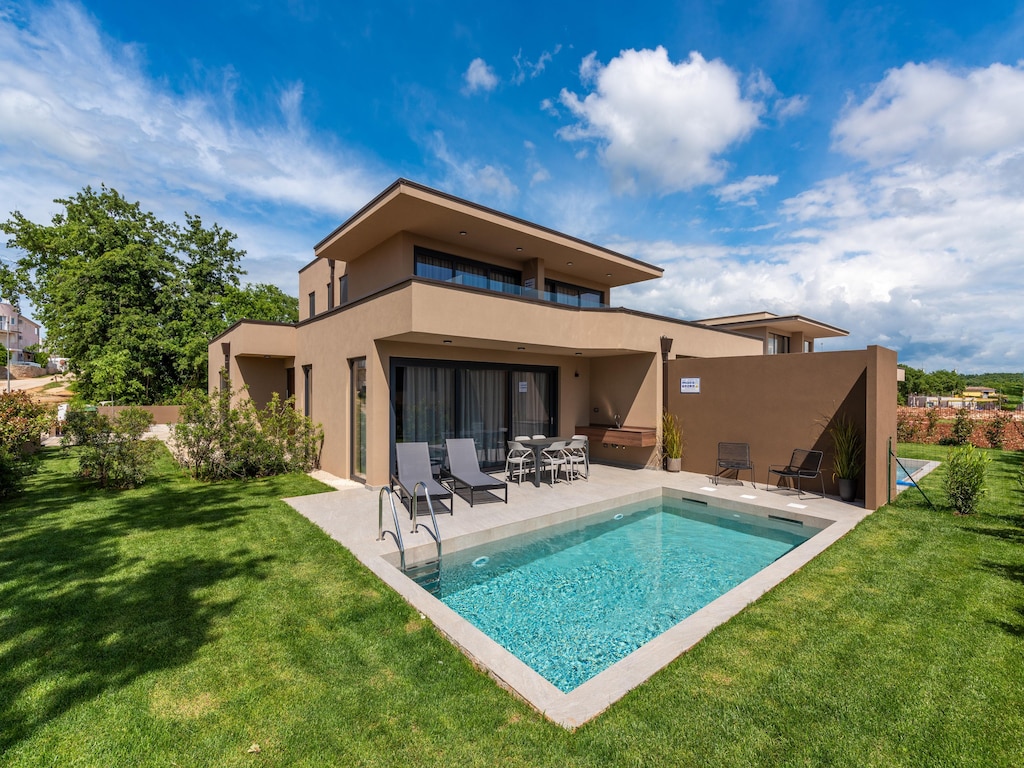 Appartement in Kroatië bij zee met zwembad