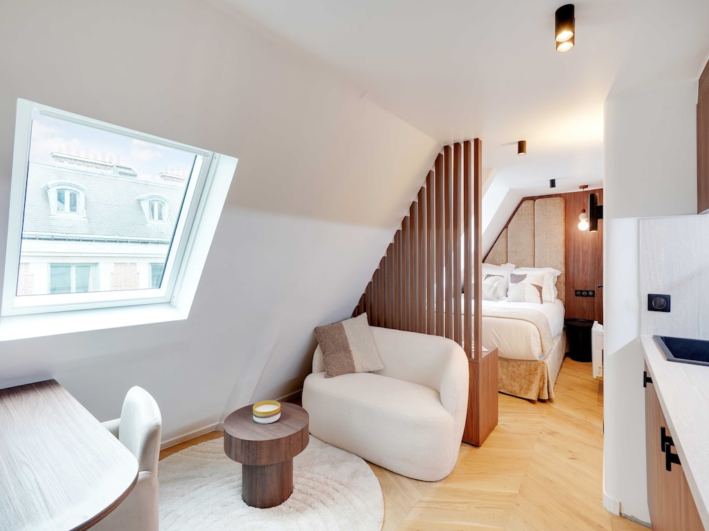 Gezellige en moderne studio - 2P - Saint Lazare/8eme