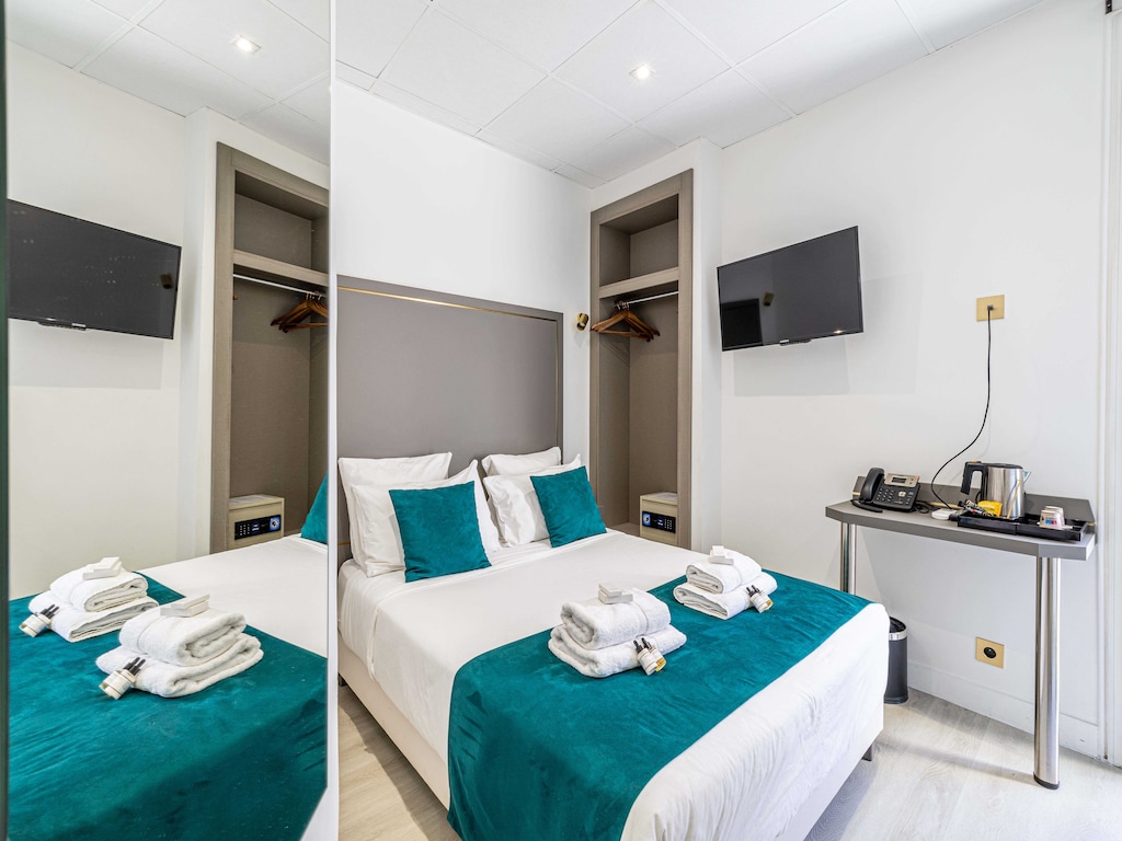 Hotel Avaton - Deluxe Balkon Slaapkamer - Cannes Palais
