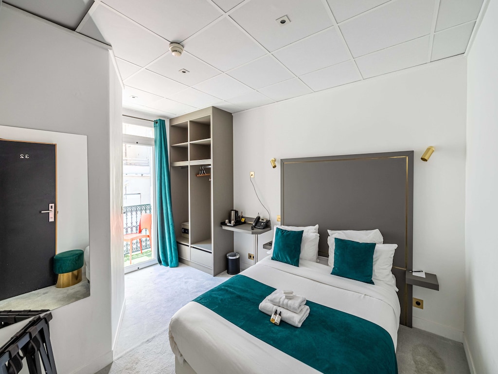 Hotel Avaton - Deluxe slaapkamer met eigen balkon