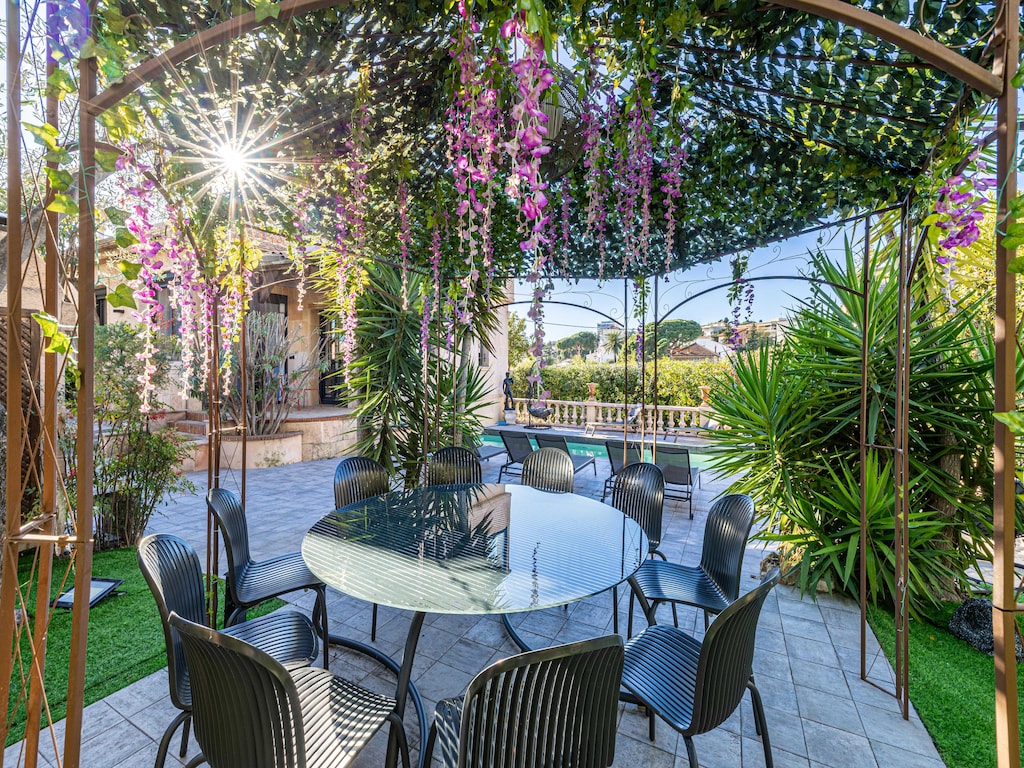 Luxe villa met verwarmd zwembad 6BR/12p - Cannes Juas