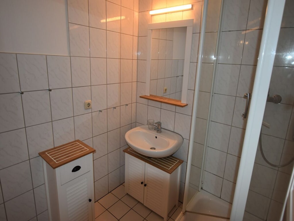   218730
