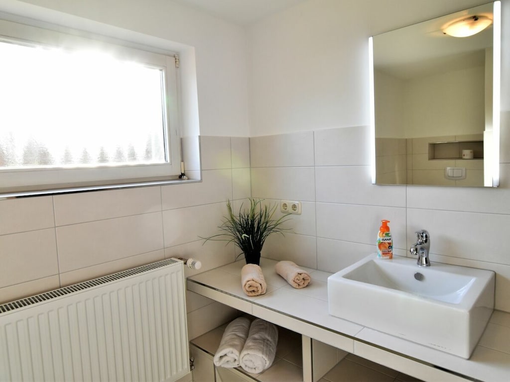 Apartment 234205