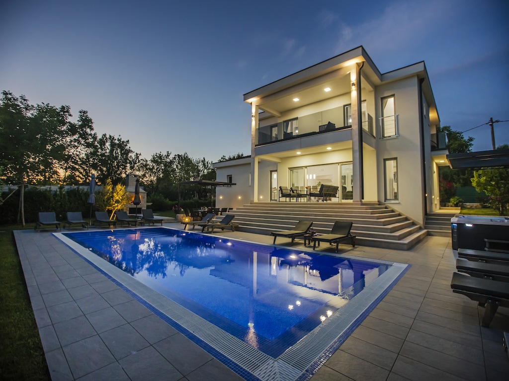 Villa in Imotski bij Blauwe & Rode Meren