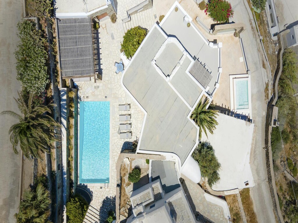 Unique Cycladic villa with pool