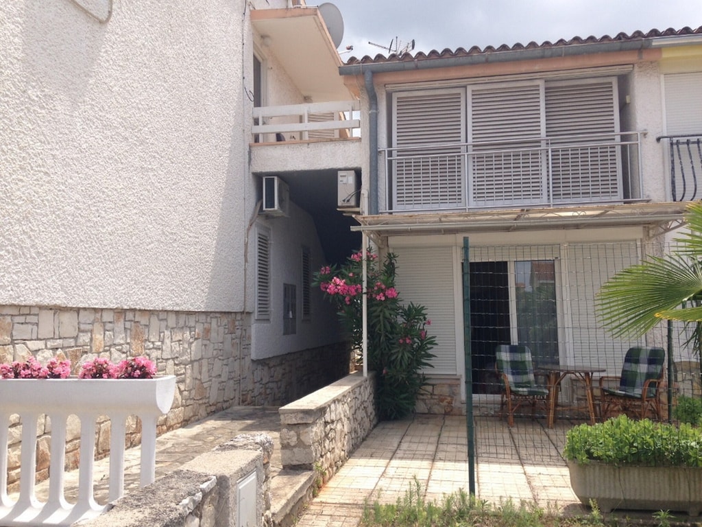 Apartment with scenic view