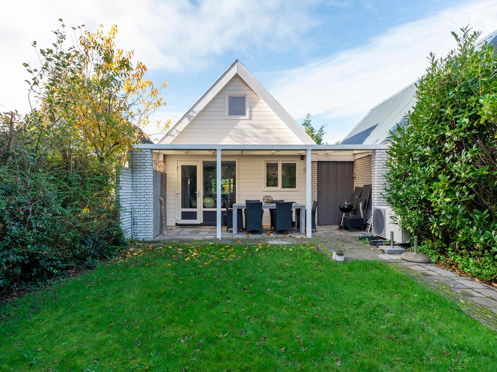 Familienhaus Sint Maartenszee am Strand