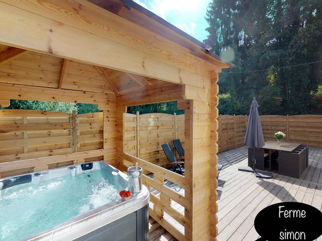 Boerderij bij Meer Coo met Jacuzzi