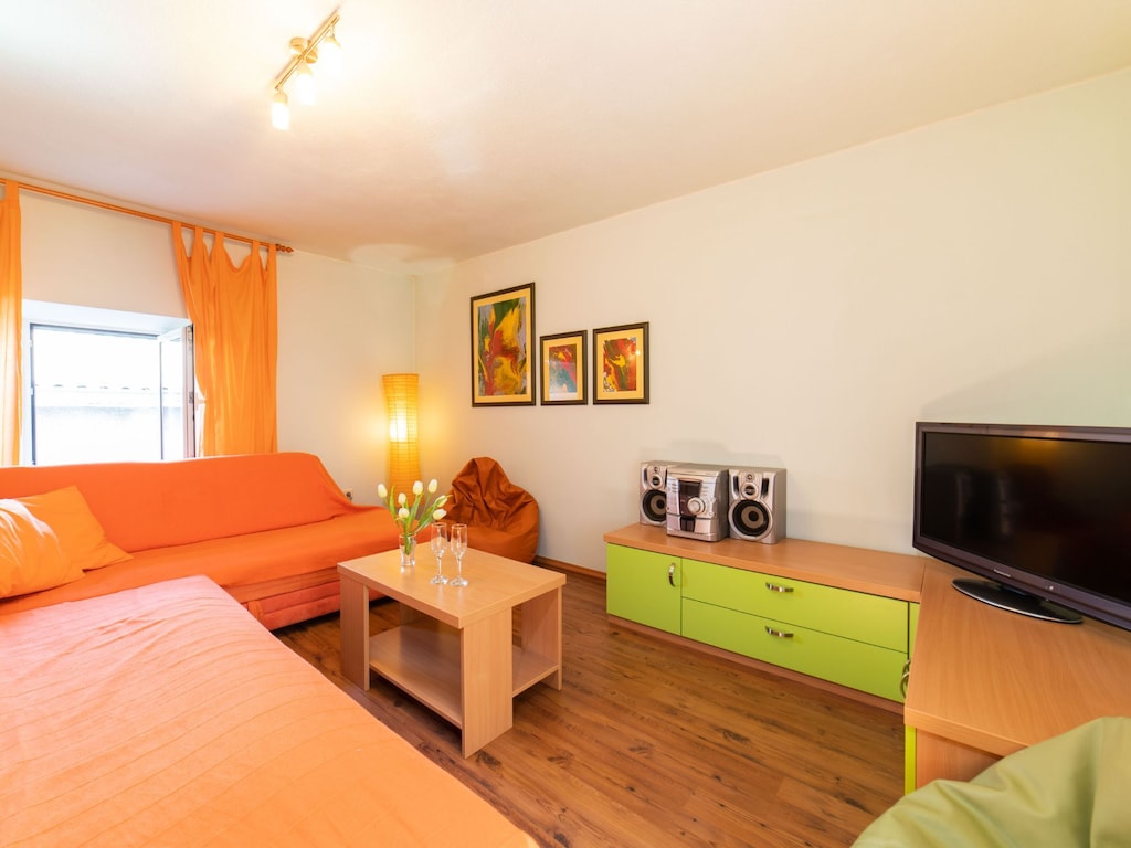 Seafront Villa with Furnished Sun Terrace, Close to the Beach - Four Bedroom Villa