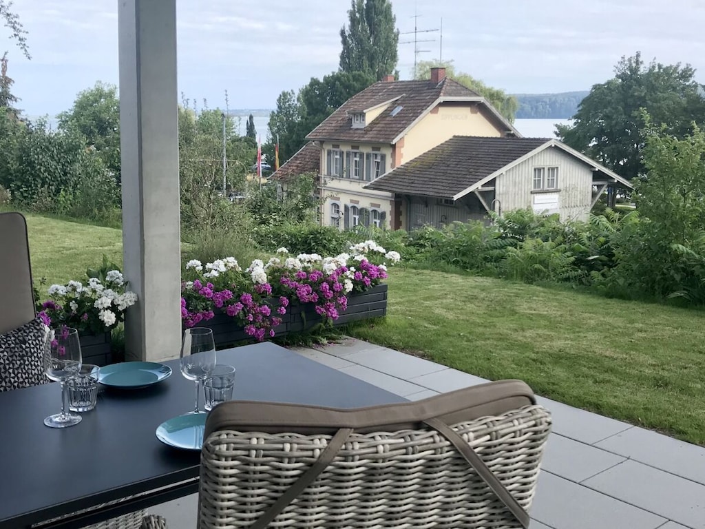 Appartement in Sipplingen met zwembad