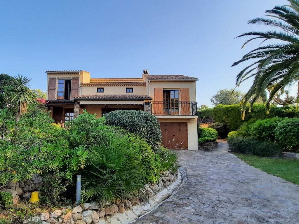 Villa in La Croix Valmer met Wifi