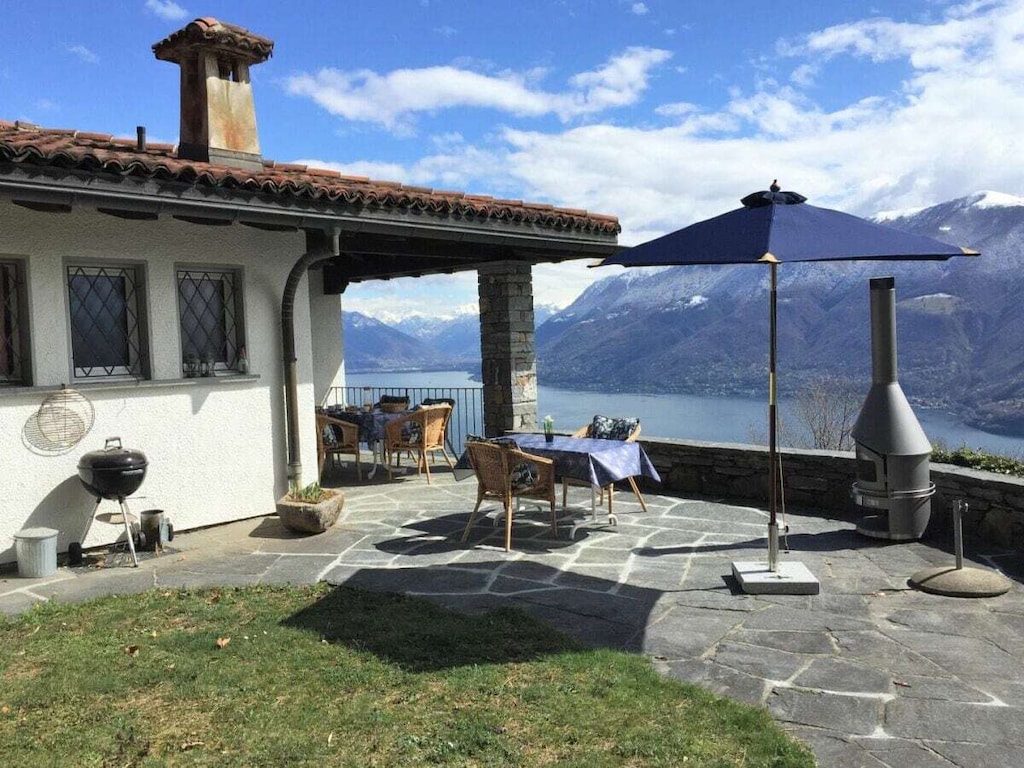 Vakantiehuis in Brissago met zwembad