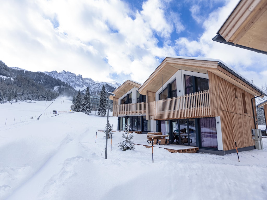 Chalet mit 4 Schlafzimmern, Sauna und Kamin
