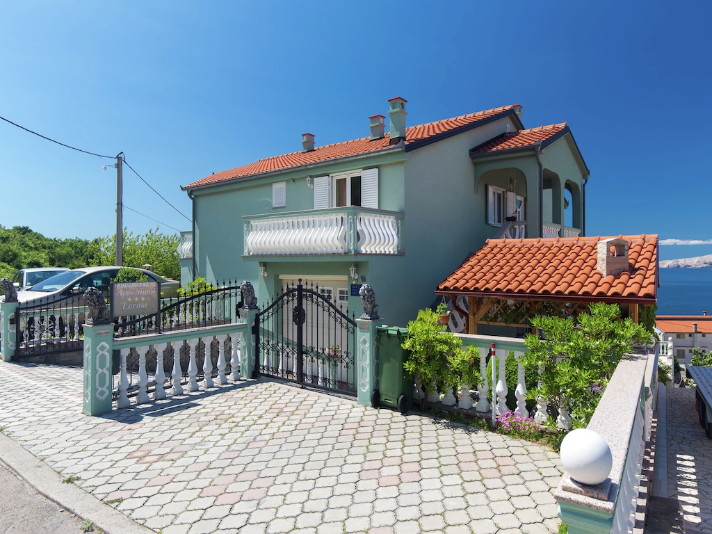 Appartement in Senj met zeezicht