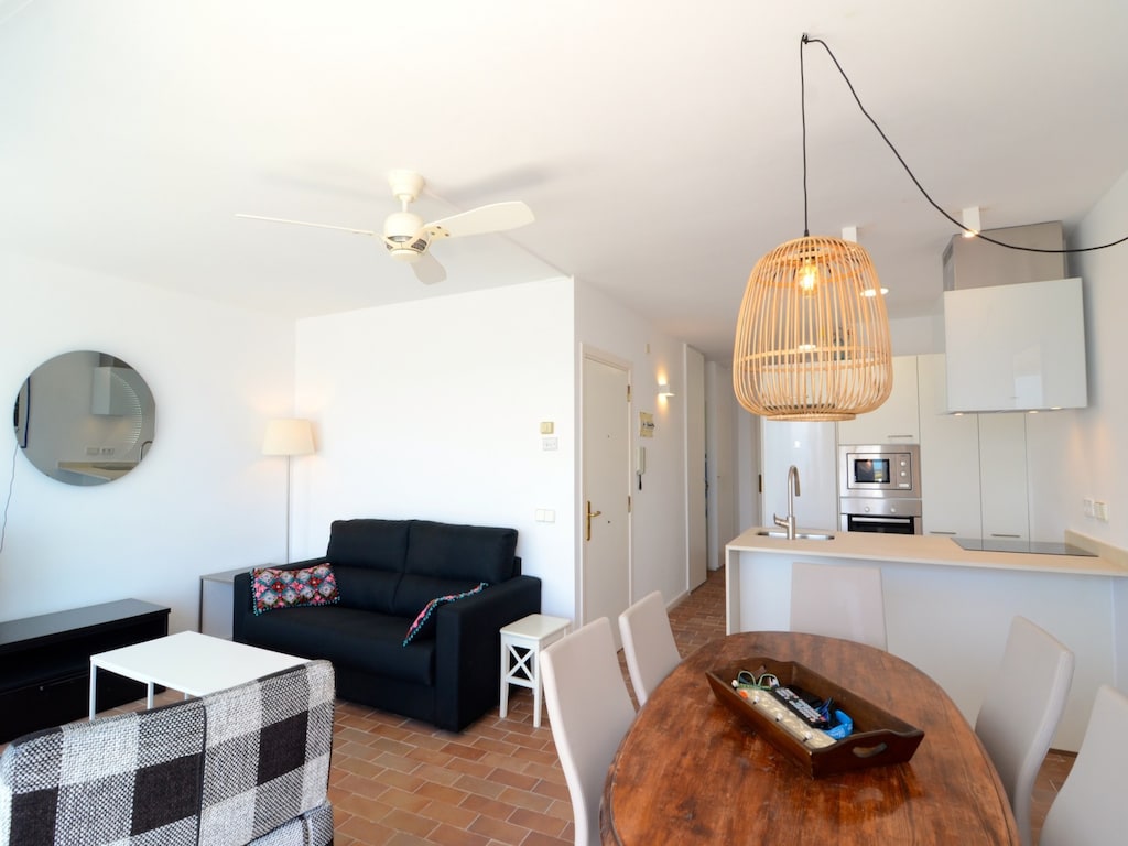 Appartement in L'Estartit met Zeezicht