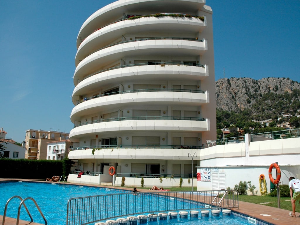 Appartement in Estartit nabij het stadscentrum