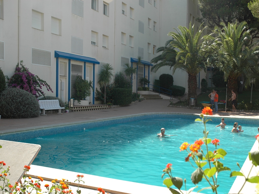 Appartement in L'Escala met tuin