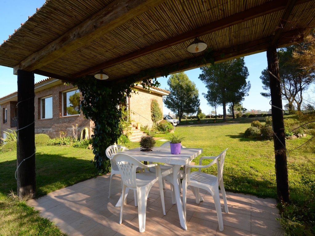 Villa in Garrigoles met privézwembad