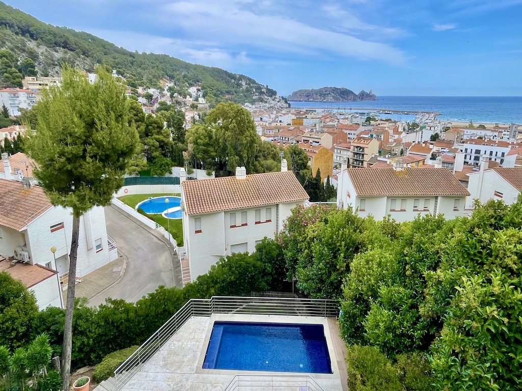 Villa Cantabric in Estartit voor 12 personen