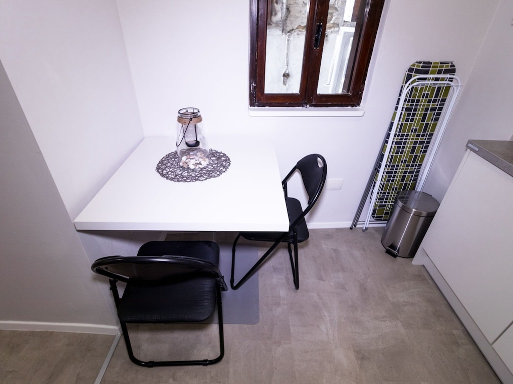 Piran Downtown Chic and Cozy Apartments - Standard One Bedroom Apartment