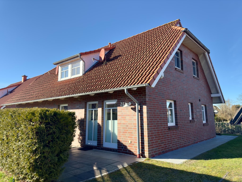 Huis in Burhave bij Waddenzee Lagune