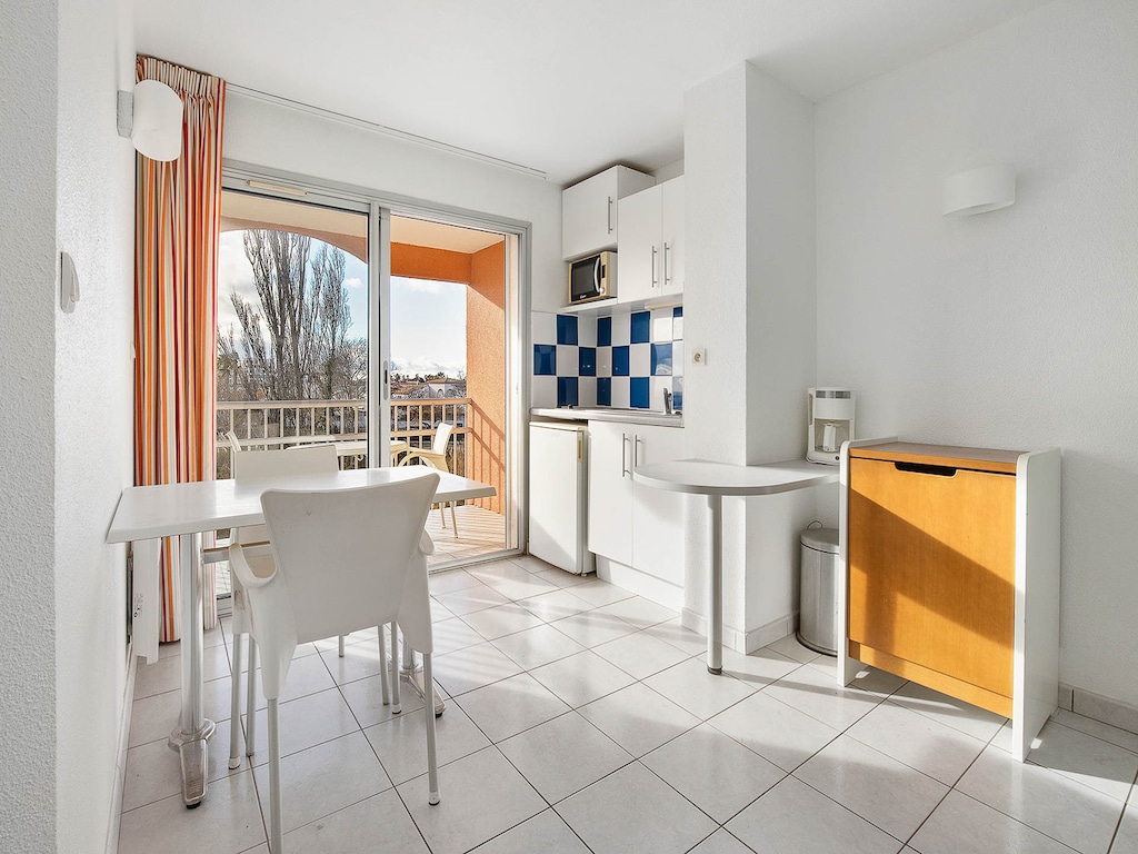 Appartement in Agde bij zandstrand