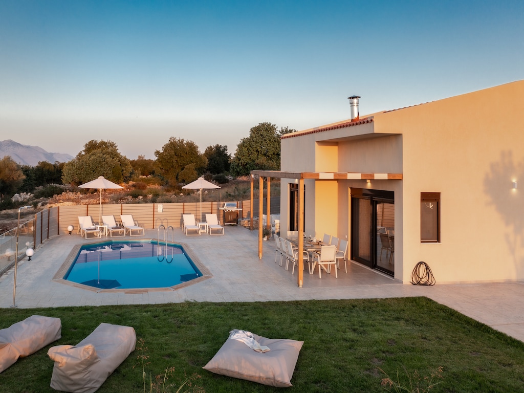 Luxe villa met uitzicht op de Kretenzische zee