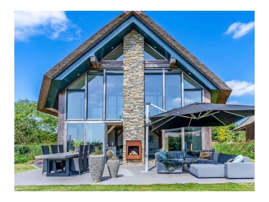 Villa in de Koog met zwembad