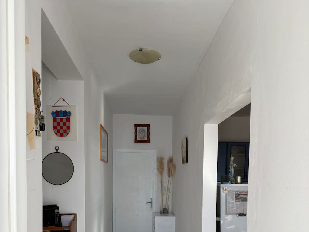 Apartmani Cihorich - Two Bedroom Apartment with Pool