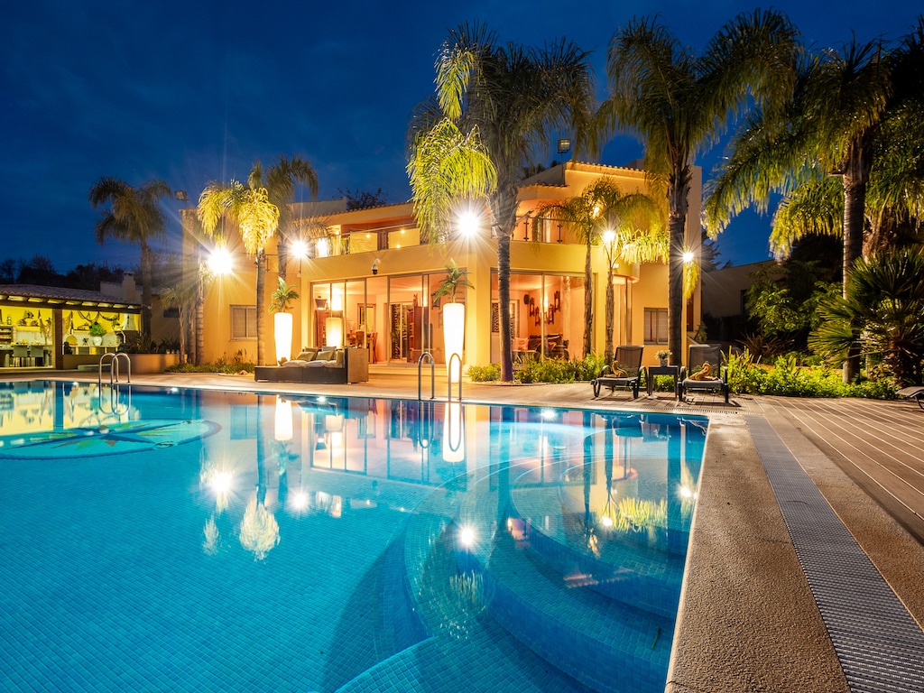 Villa Gamboa für 14 Personen
